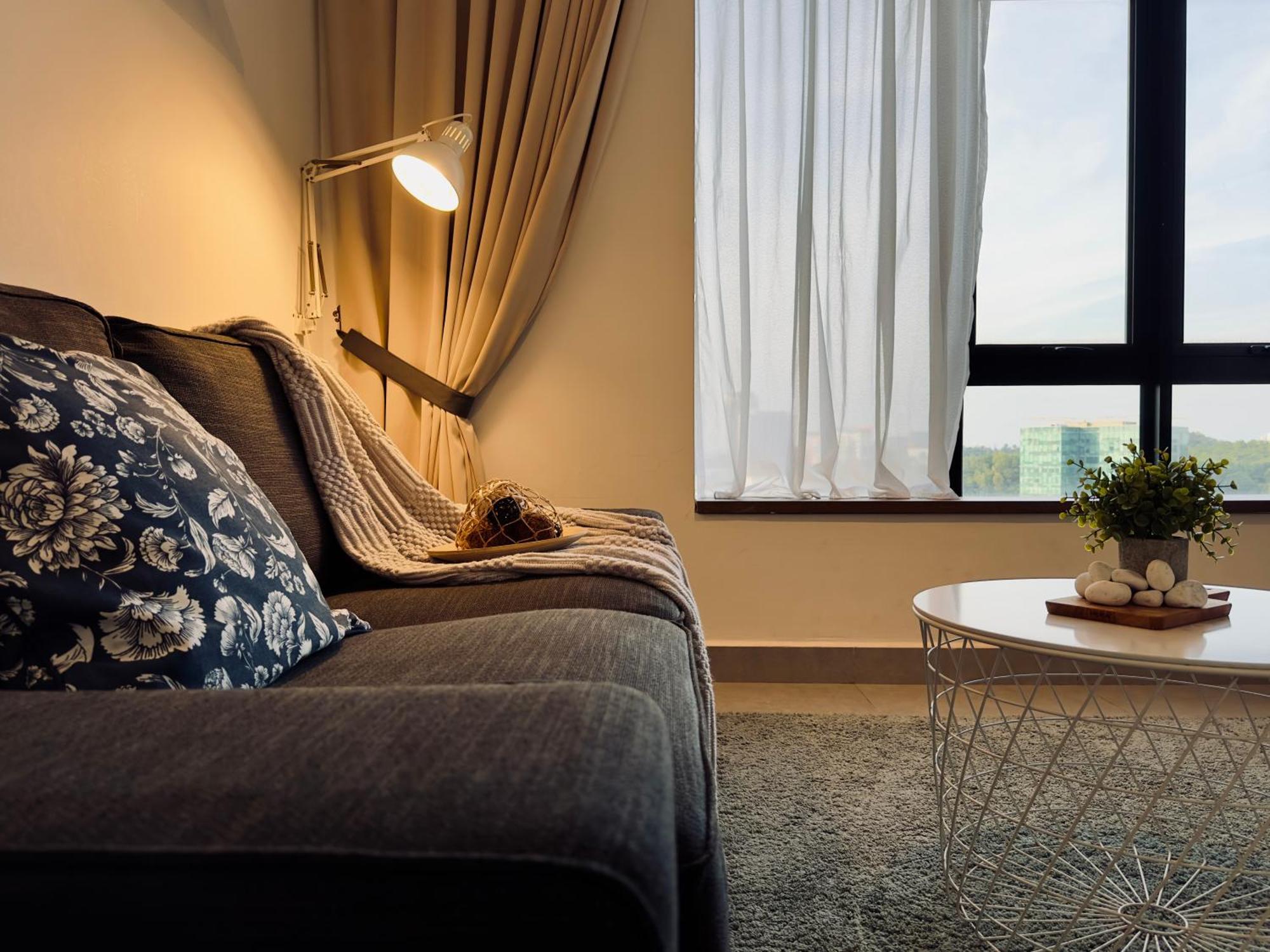 Cozy Kanvas Soho Suites Сайберджая Экстерьер фото