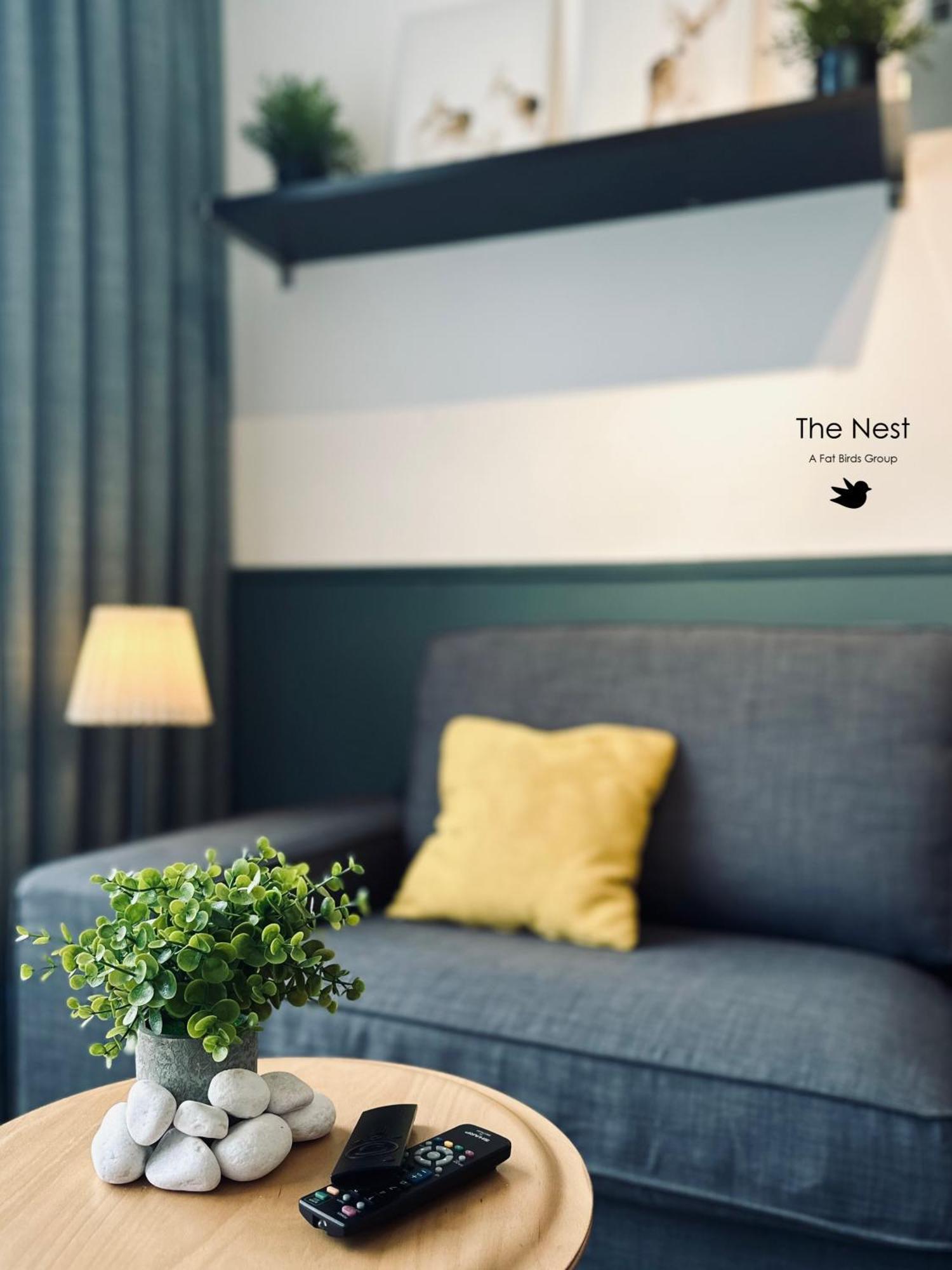 Cozy Kanvas Soho Suites Сайберджая Экстерьер фото